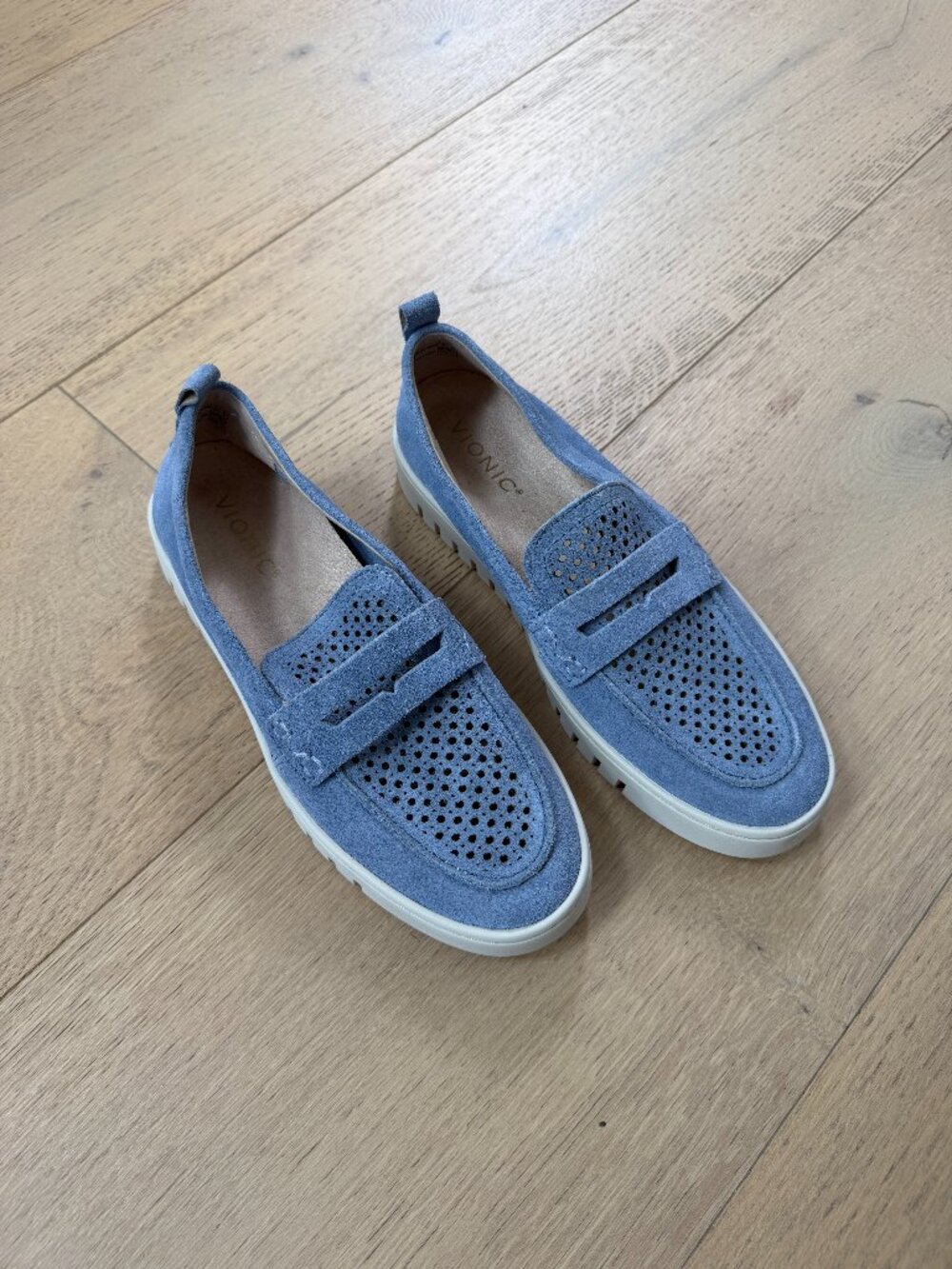 Vionic Uptown Loafer Perforated